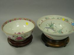 Two Chinese Export Porcelain Bowls. 